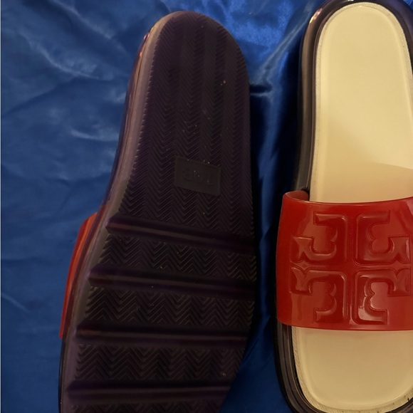 Tory Burch Bubble Jelly Sandals - Picture 2 of 4